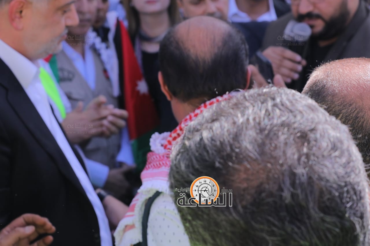 Madar Al-Saa Images 0.02914688753640937