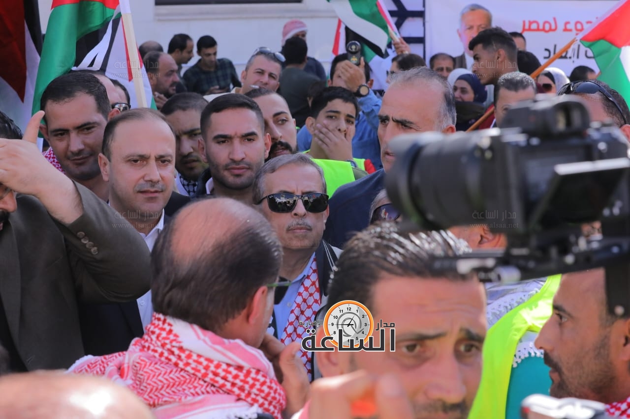 Madar Al-Saa Images 0.8433288207224348