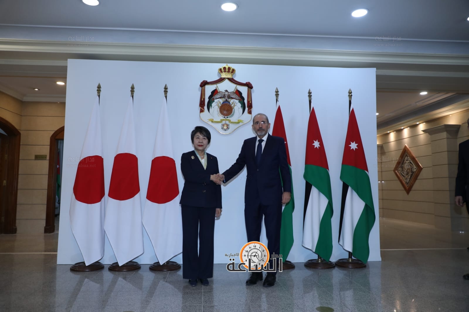 Madar Al-Saa Images 0.0558577613687532