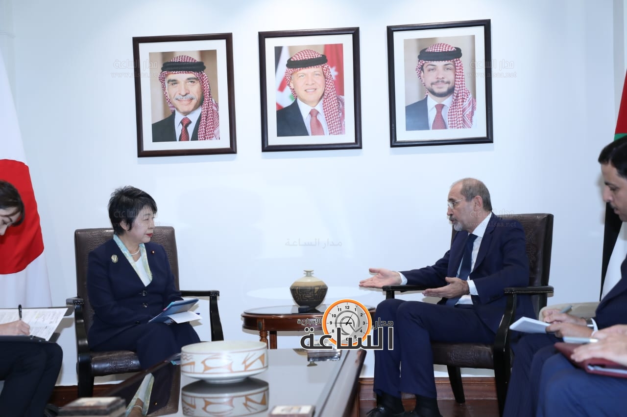 Madar Al-Saa Images 0.5431901475772096