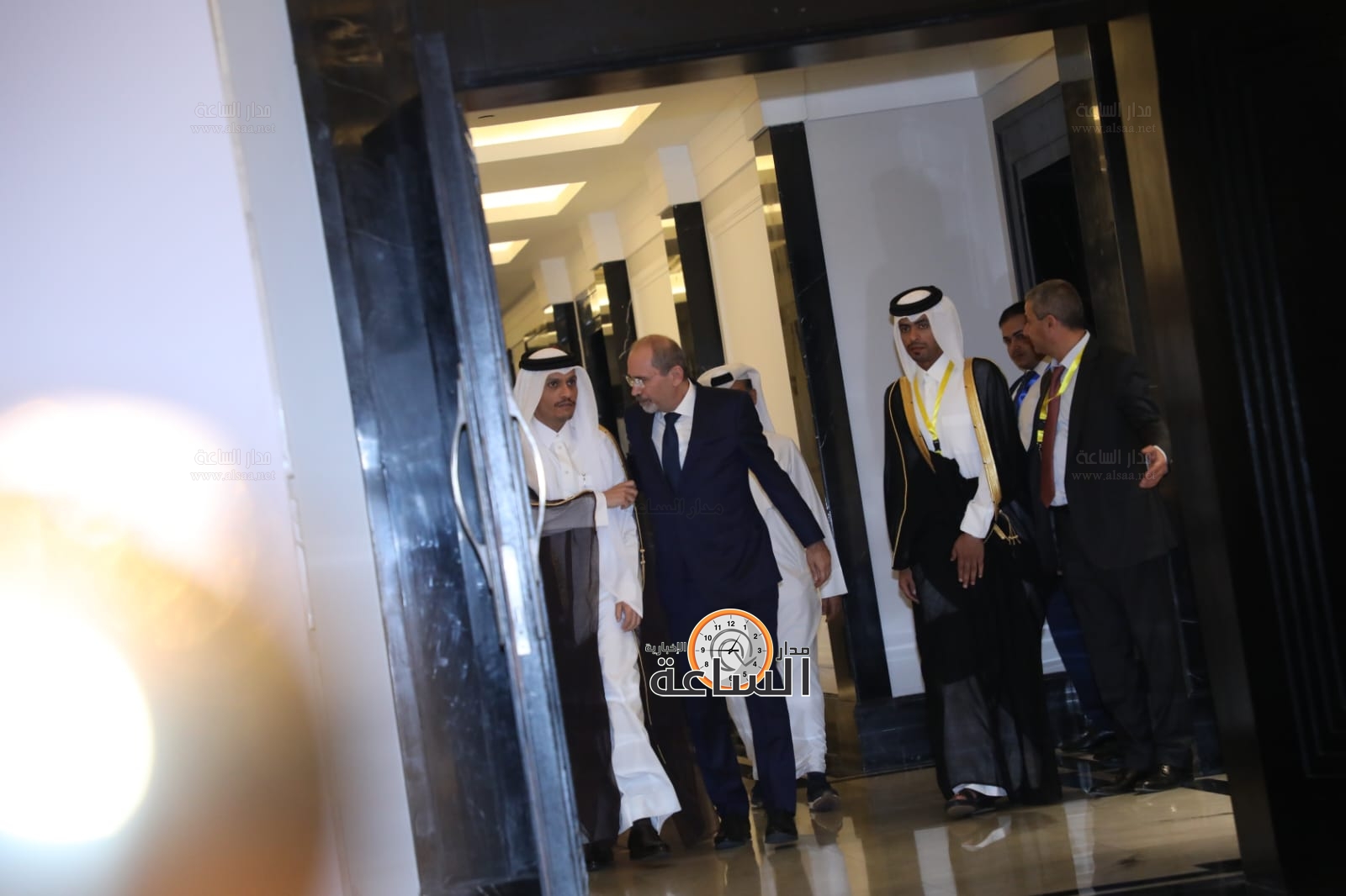 Madar Al-Saa Images 0.3196783623920416