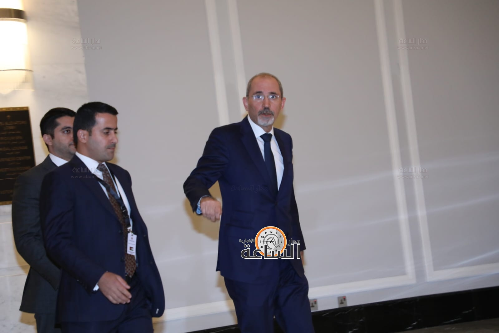 Madar Al-Saa Images 0.702969733832967