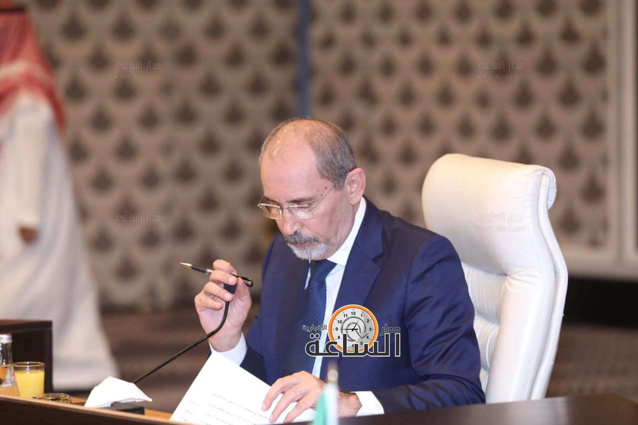 Madar Al-Saa Images 0.6158957459648504