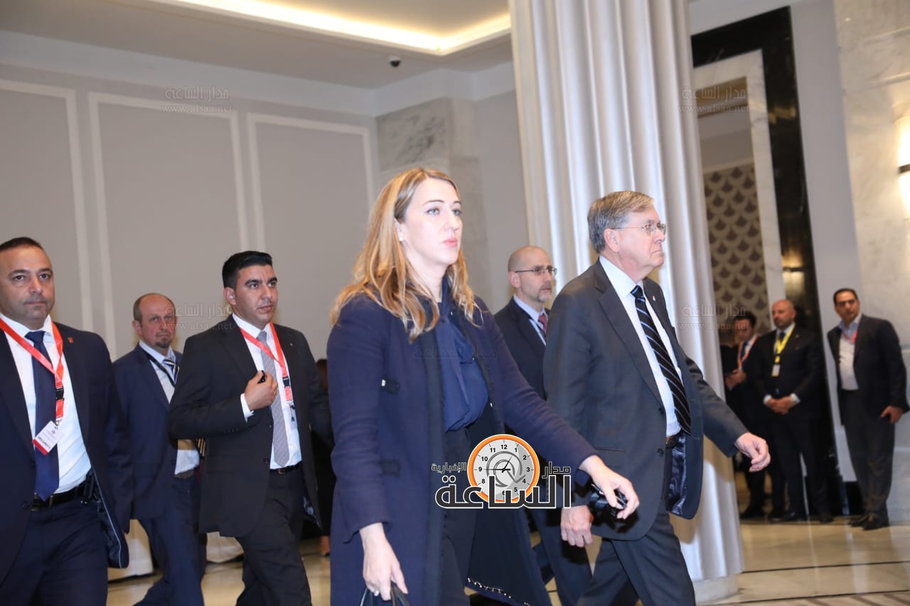 Madar Al-Saa Images 0.18638238407210217