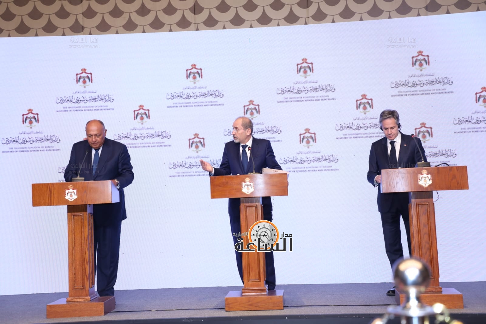 Madar Al-Saa Images 0.26413403183720185