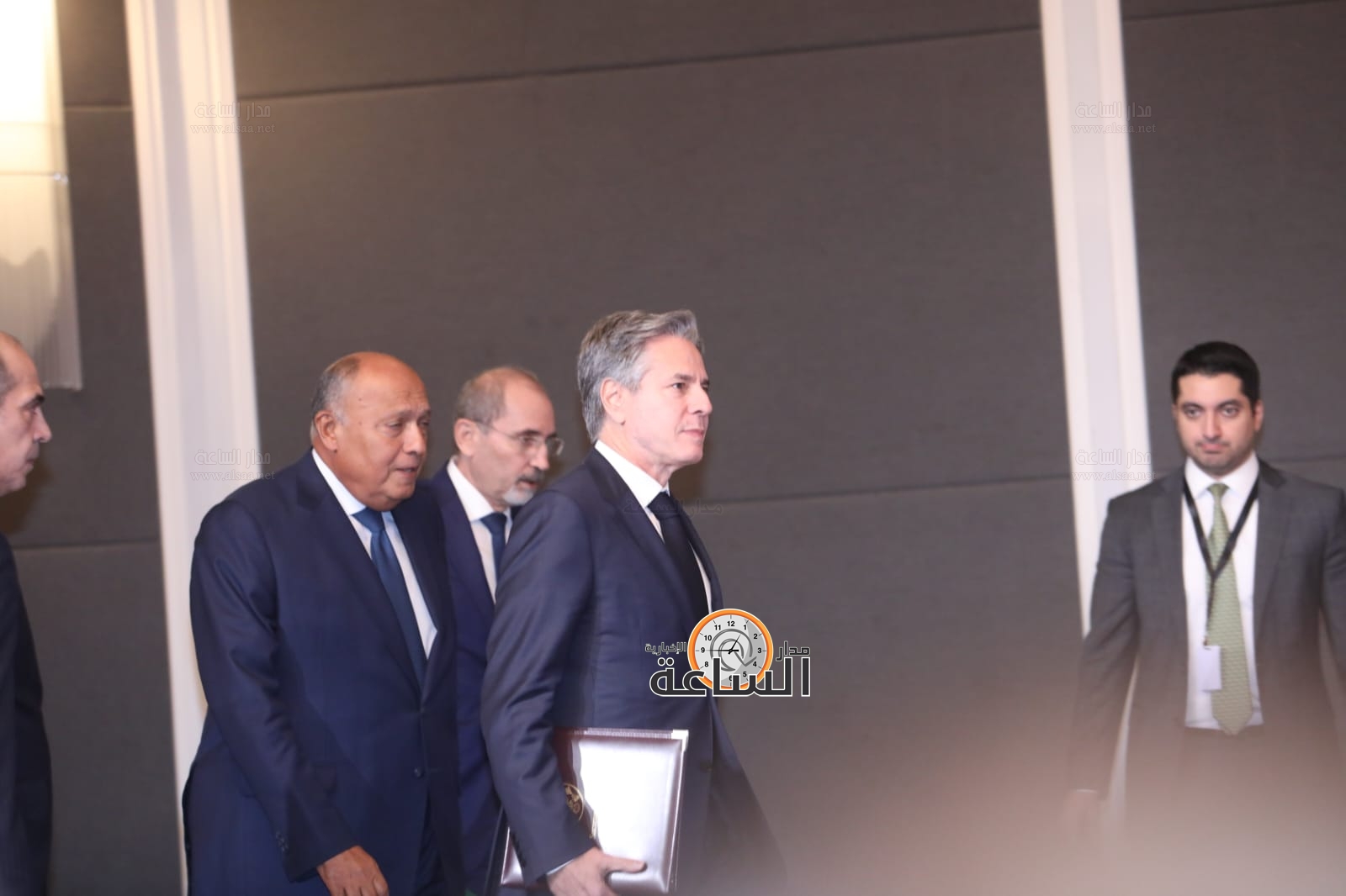 Madar Al-Saa Images 0.6744661716094931