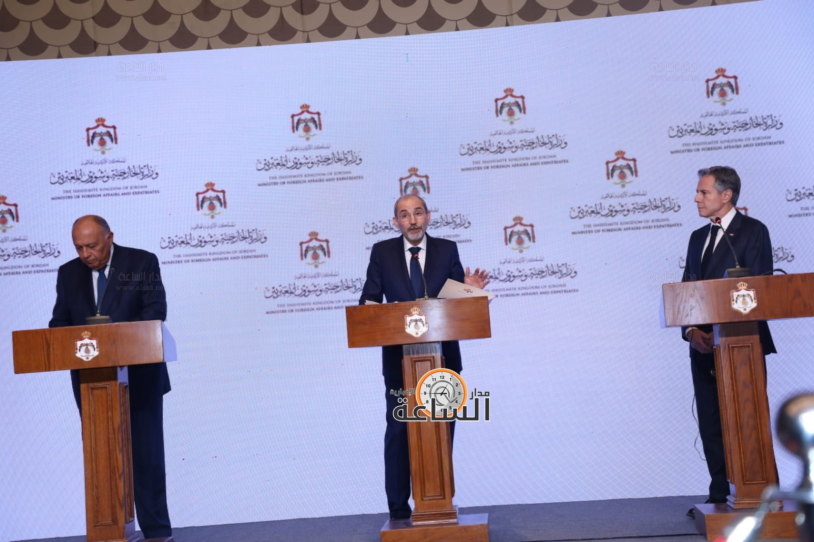 Madar Al-Saa Images 0.345971763183345