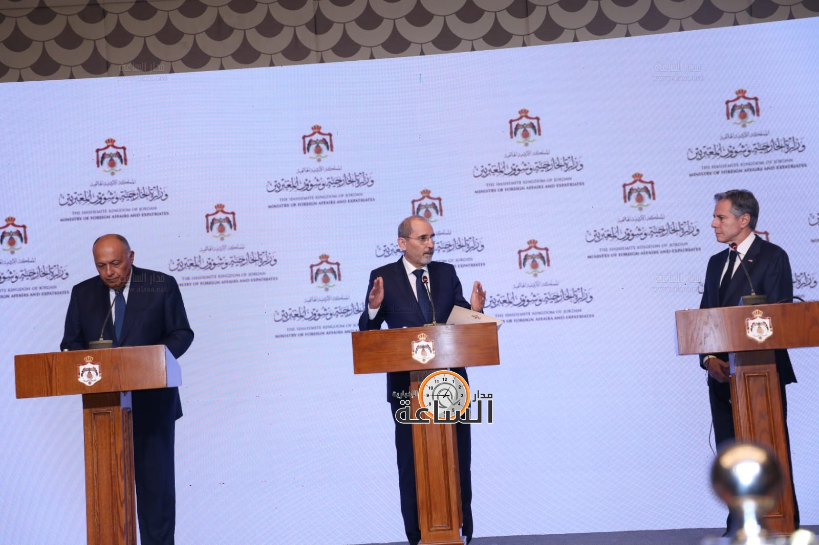 Madar Al-Saa Images 0.25000347810175527