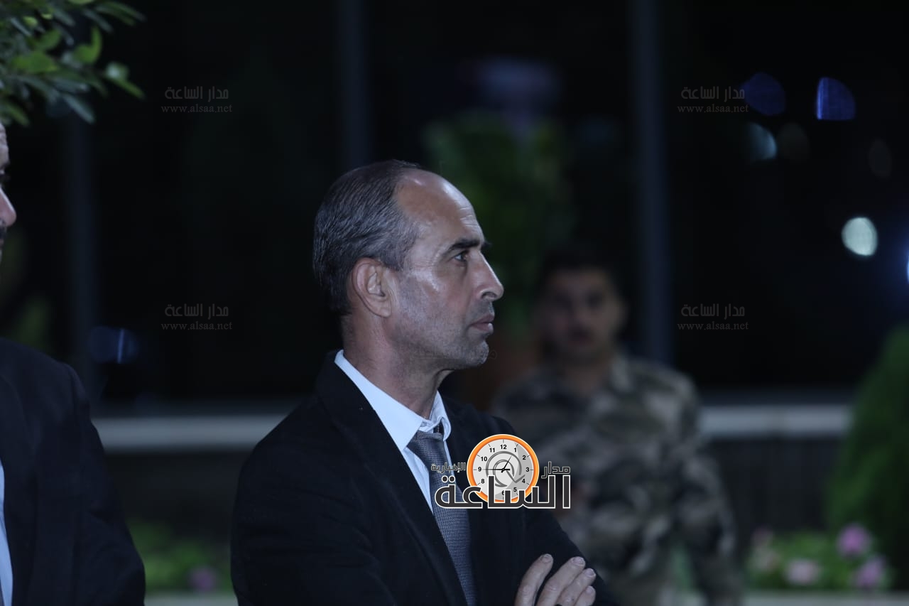 Madar Al-Saa Images 0.4186330977663544