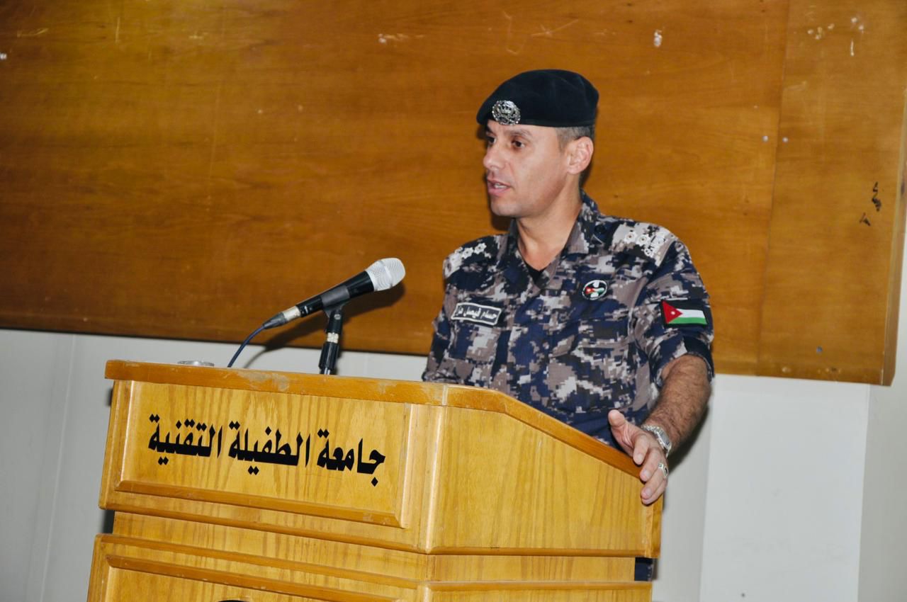 Madar Al-Saa Images 0.10488257271928458