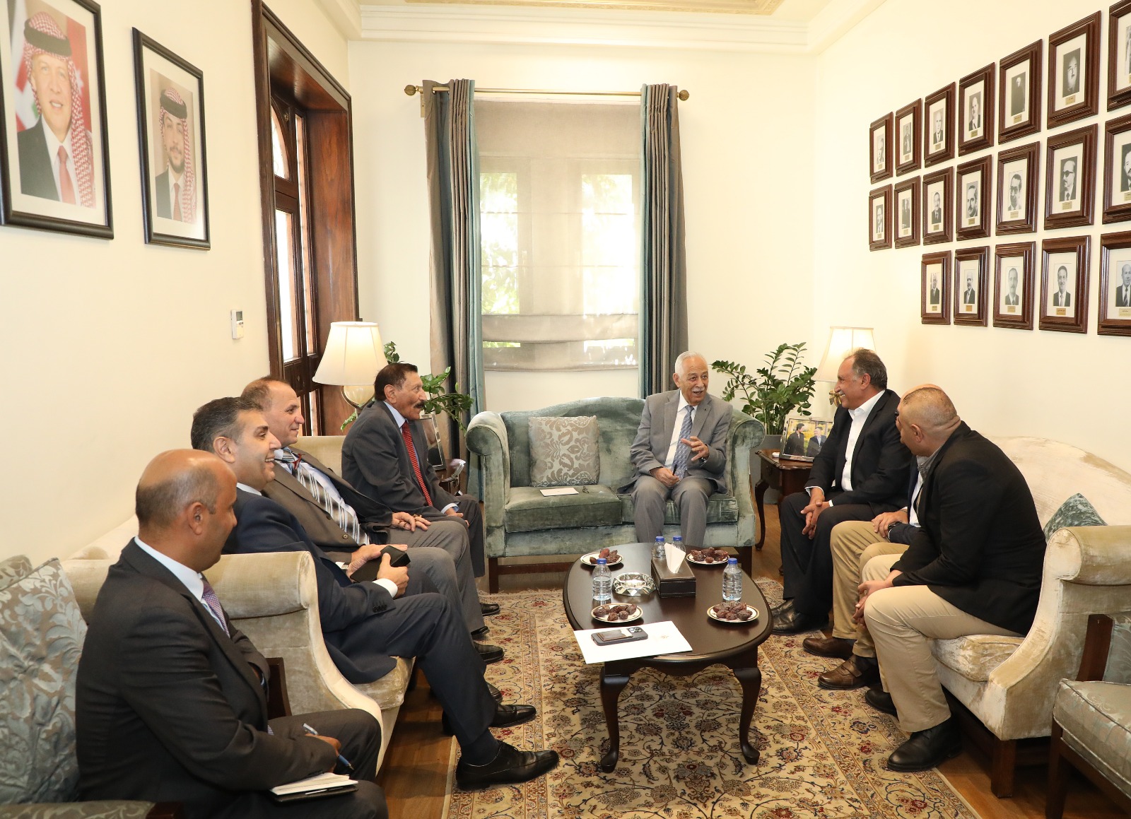 Madar Al-Saa Images 0.492264548605885