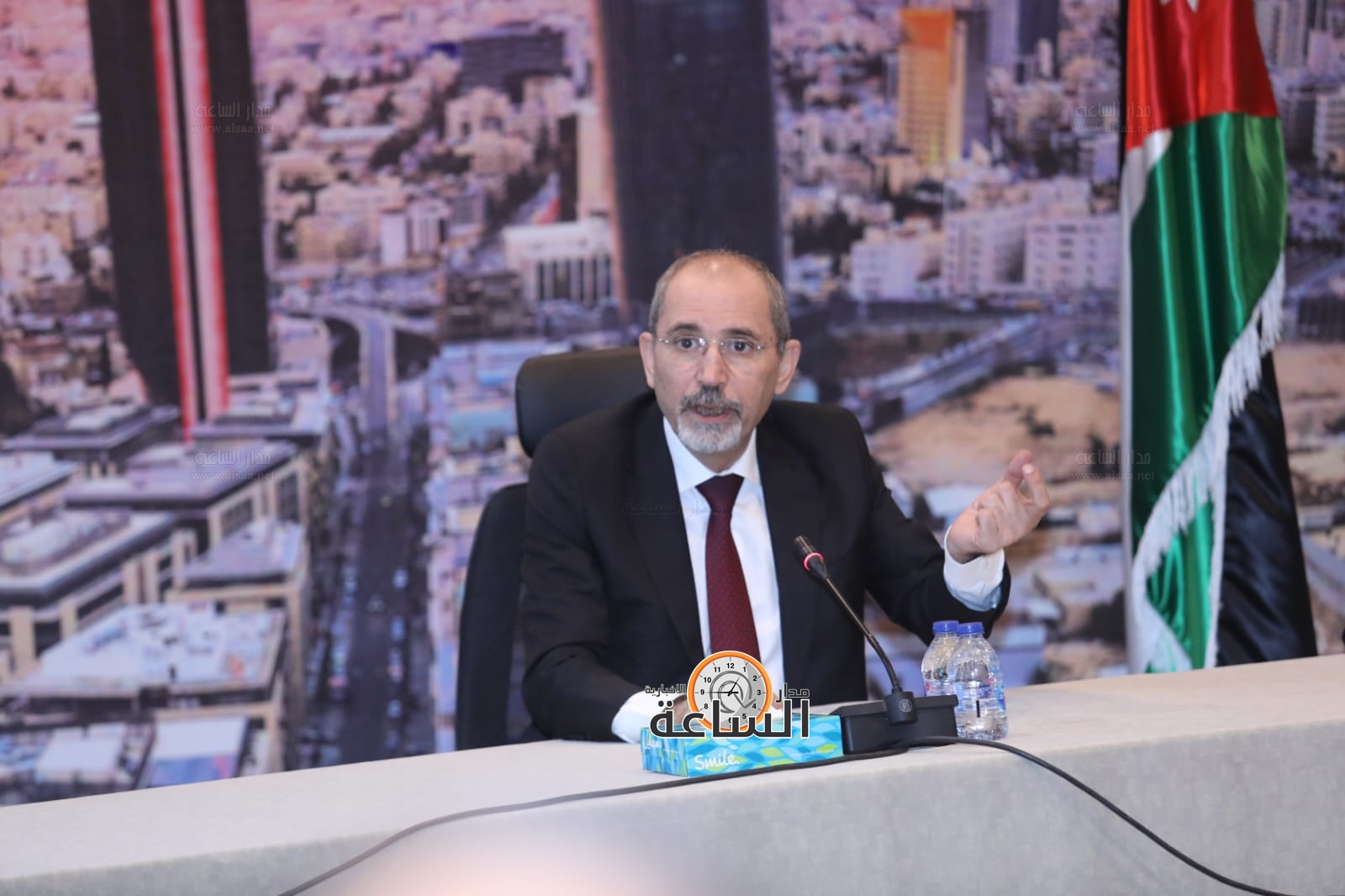 Madar Al-Saa Images 0.7994547487949732