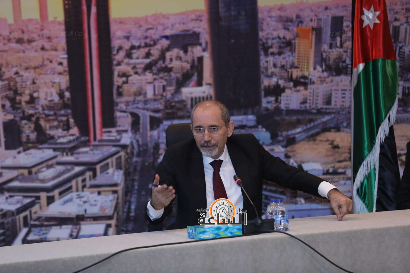 Madar Al-Saa Images 0.7612079701406864