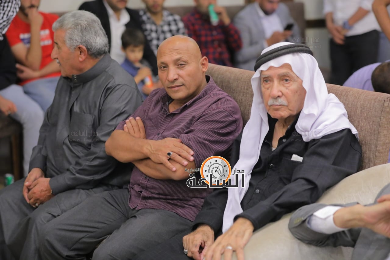 Madar Al-Saa Images 0.47782907431425925