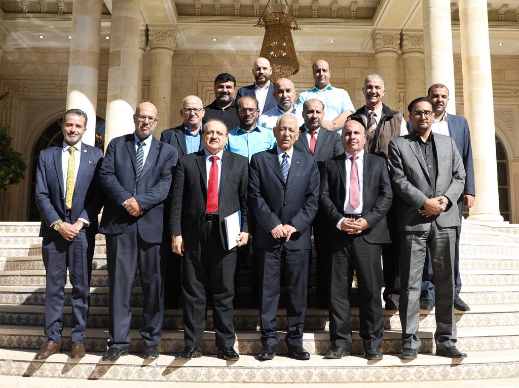 Madar Al-Saa Images 0.49877938316950066