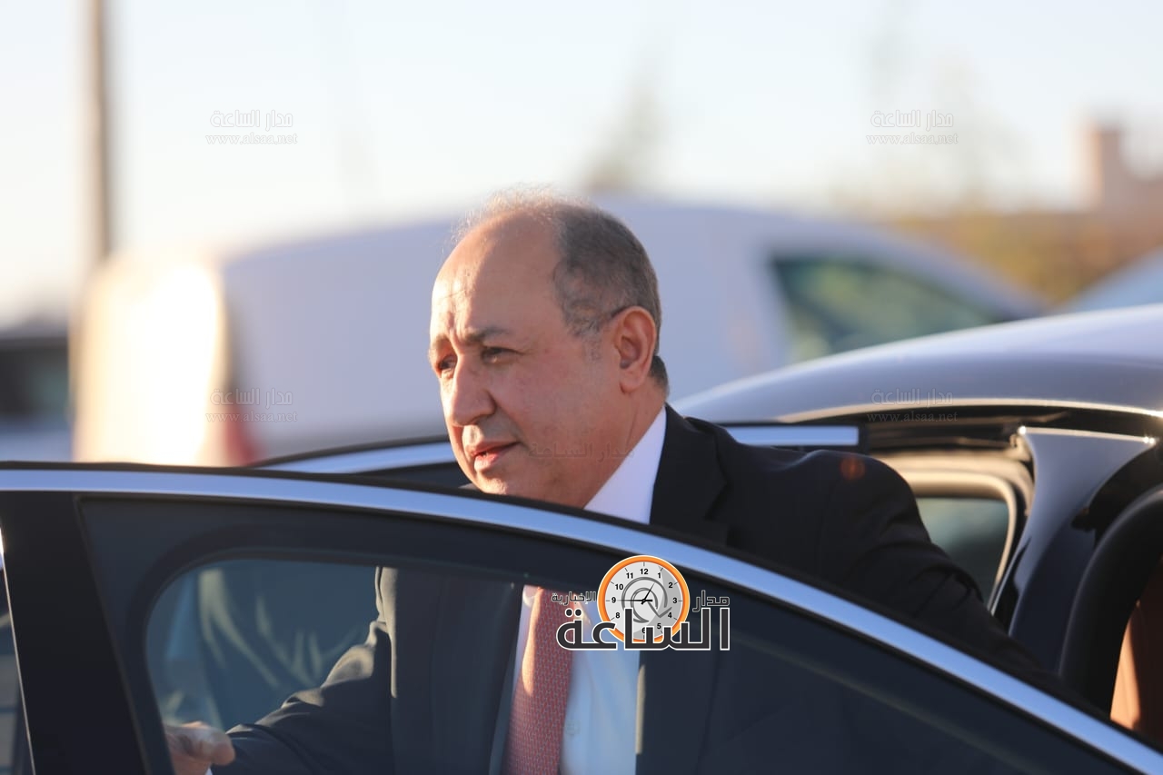 Madar Al-Saa Images 0.023738406948717428