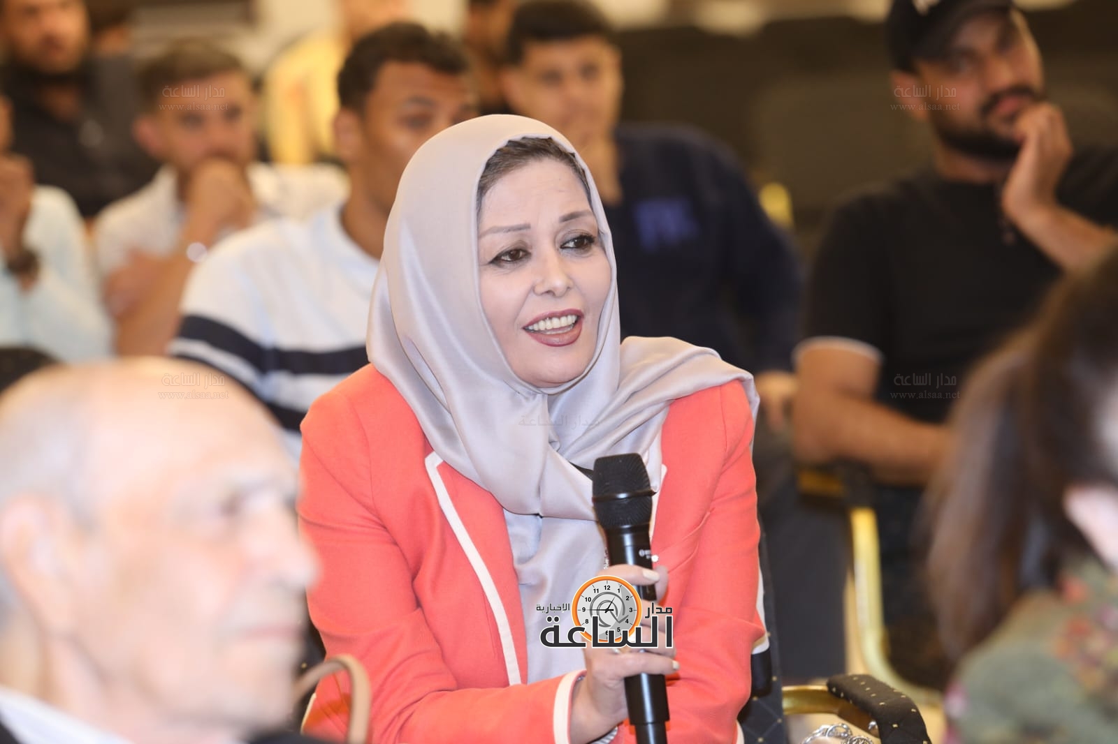 Madar Al-Saa Images 0.048026899050283234