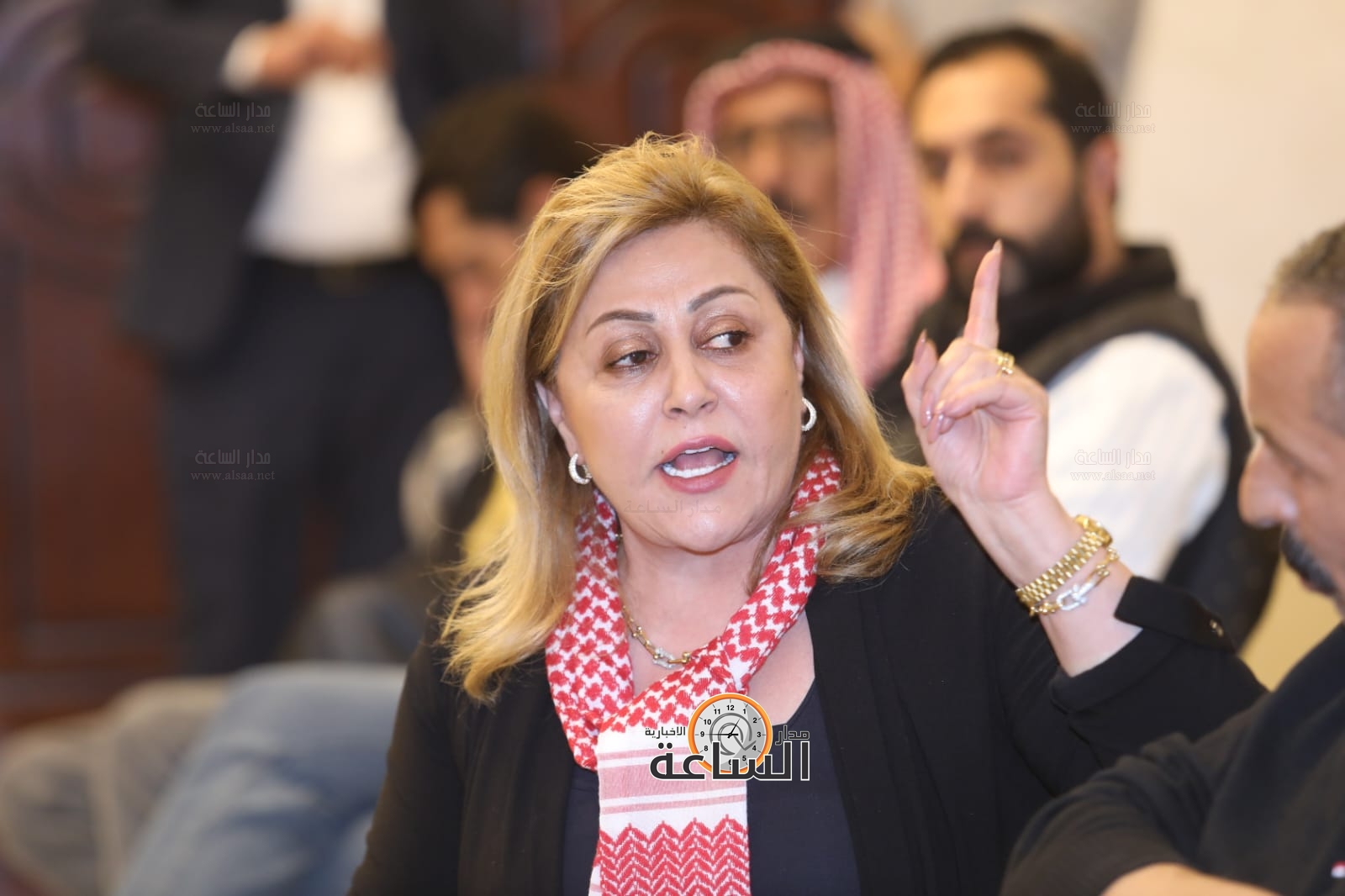 Madar Al-Saa Images 0.507853465984736