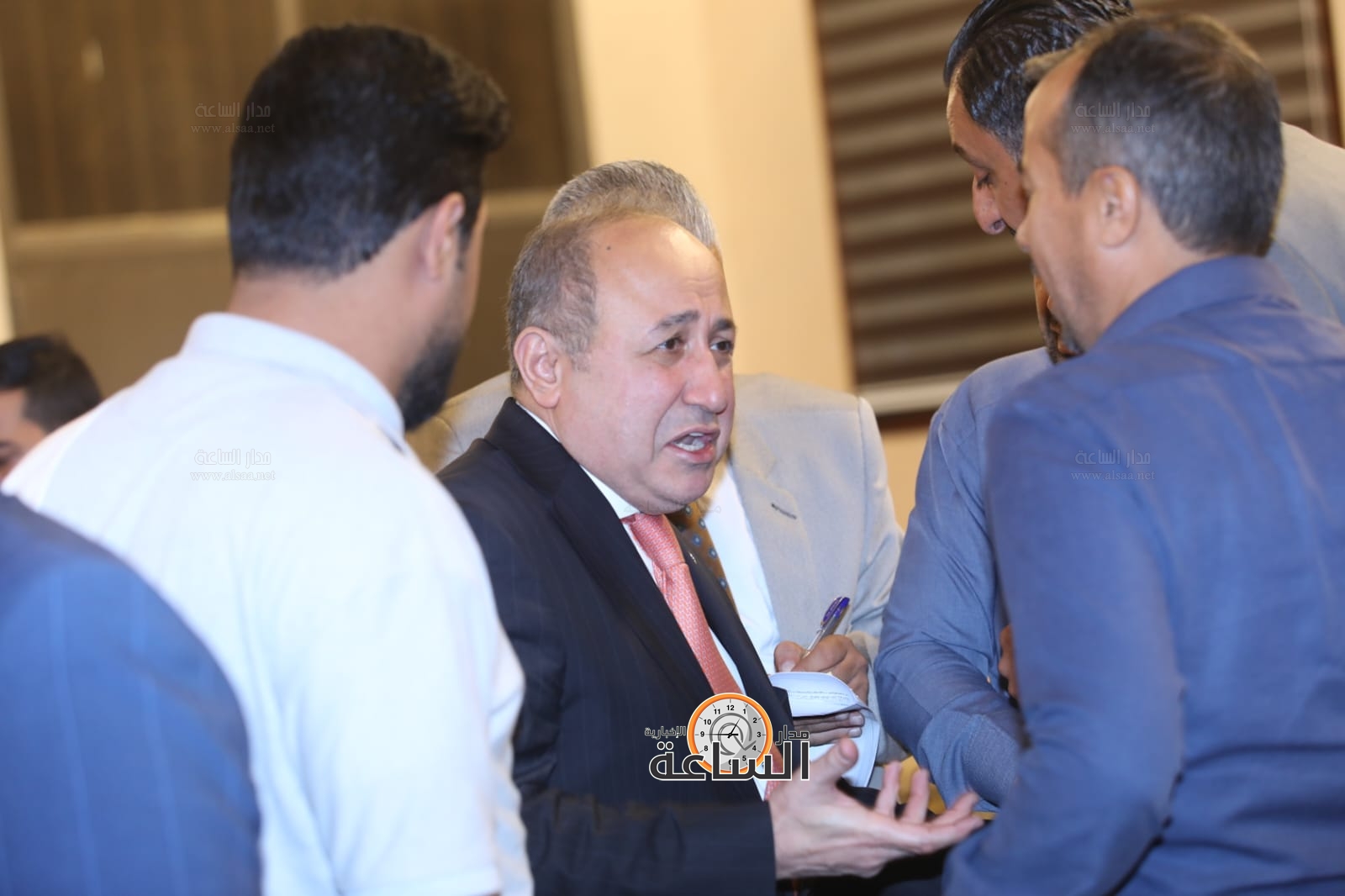 Madar Al-Saa Images 0.131920138365486