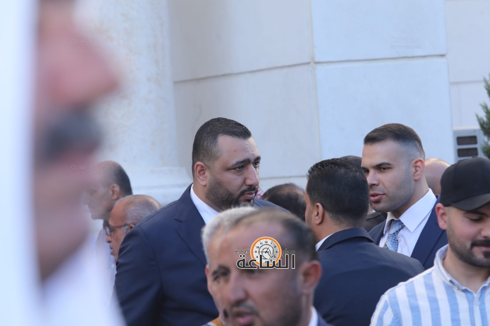 Madar Al-Saa Images 0.4439413391126752