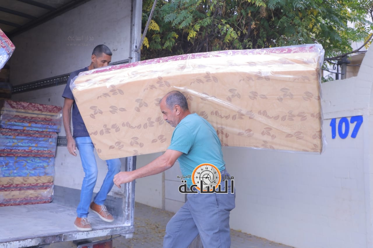 Madar Al-Saa Images 0.32480728643136114