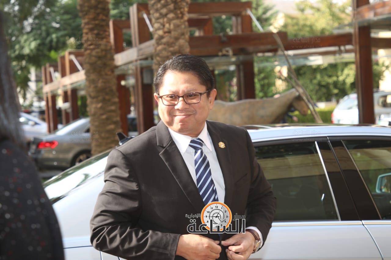 Madar Al-Saa Images 0.17122879391446078