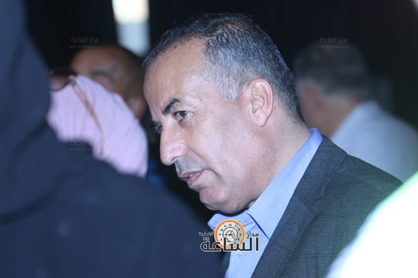 Madar Al-Saa Images 0.90978652489622