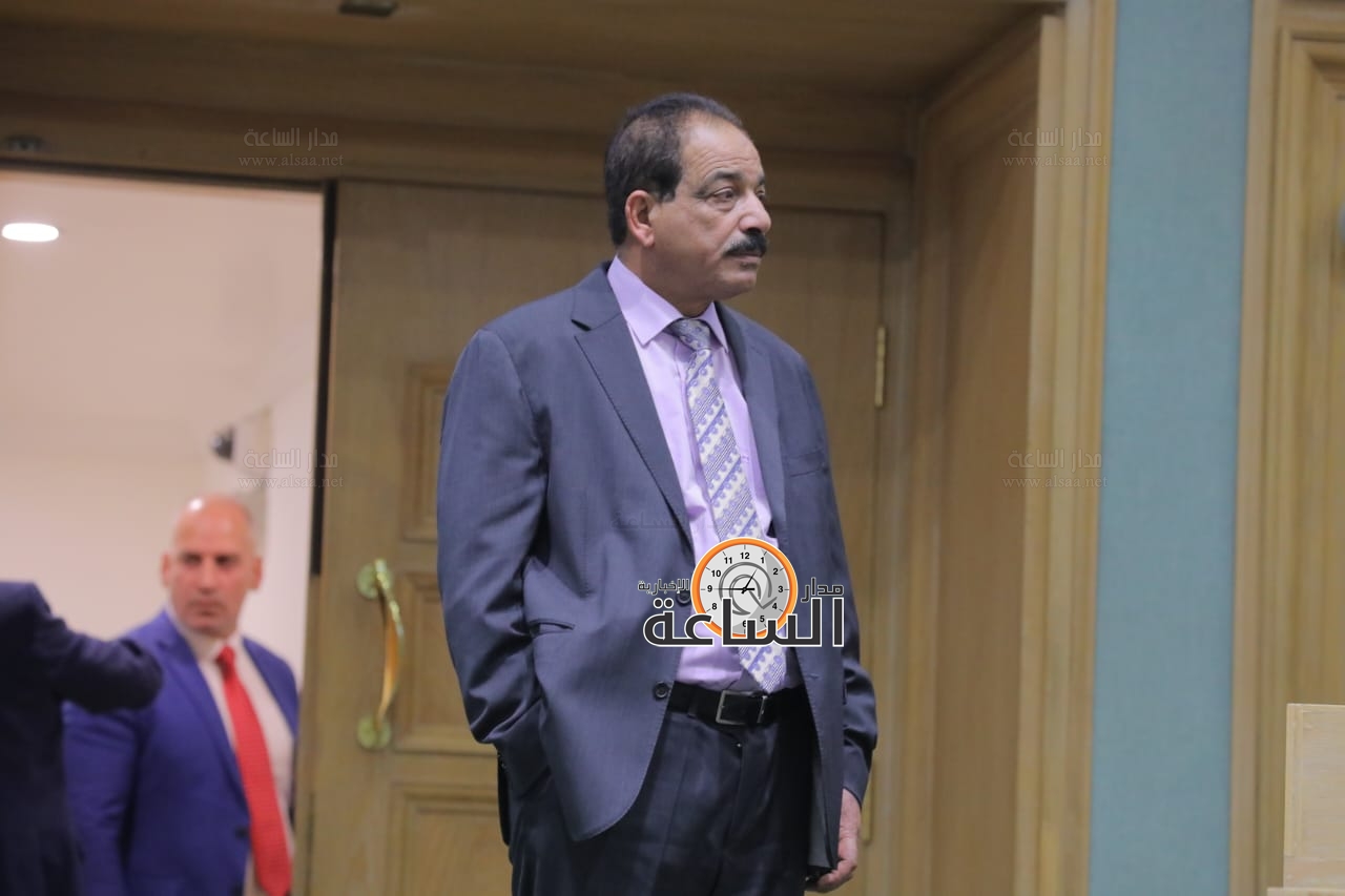 Madar Al-Saa Images 0.2019161736501922