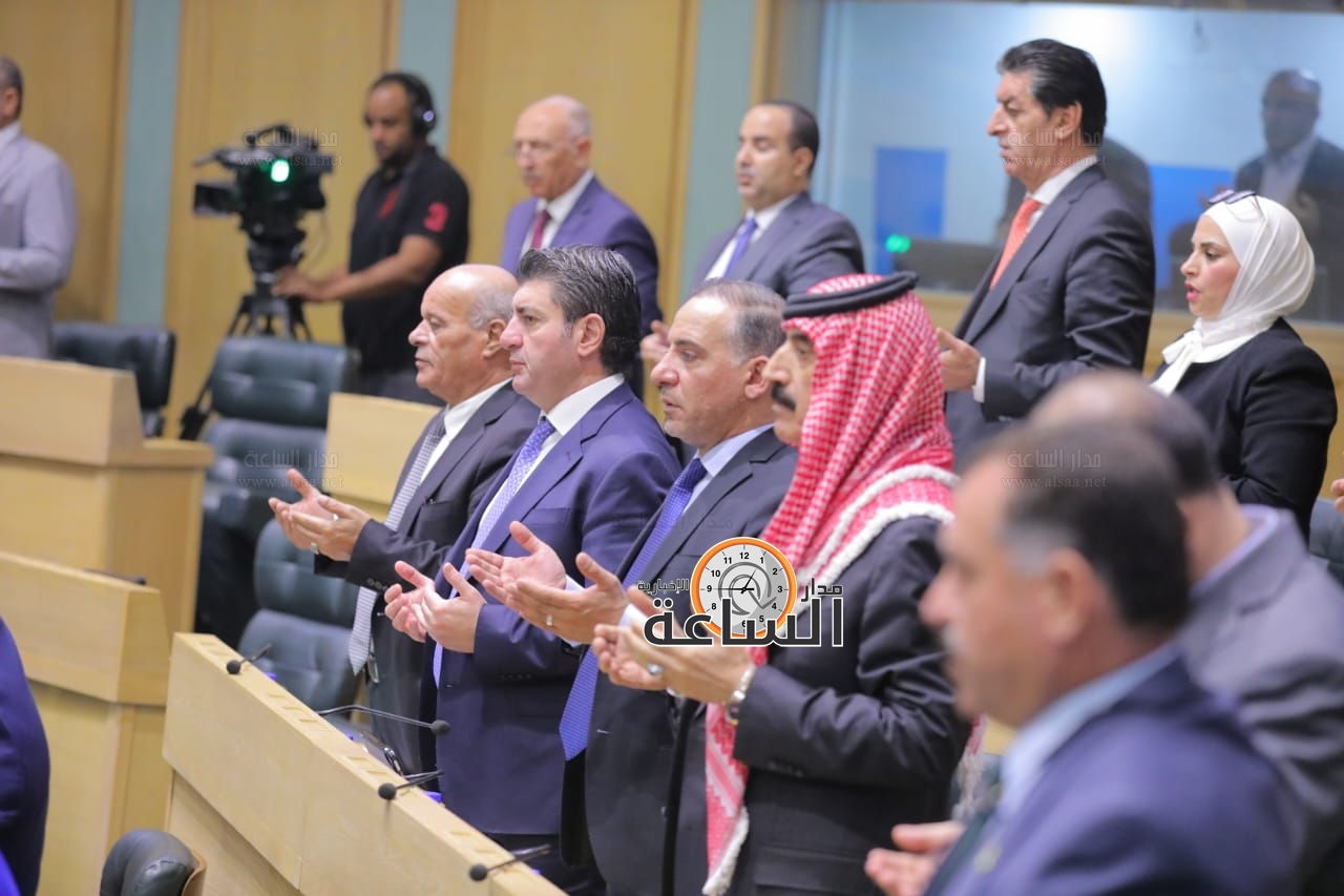 Madar Al-Saa Images 0.1987779627531685