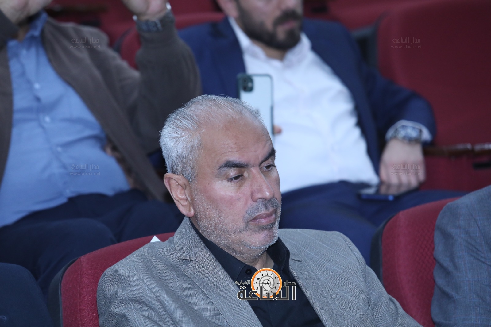 Madar Al-Saa Images 0.5311391642415202