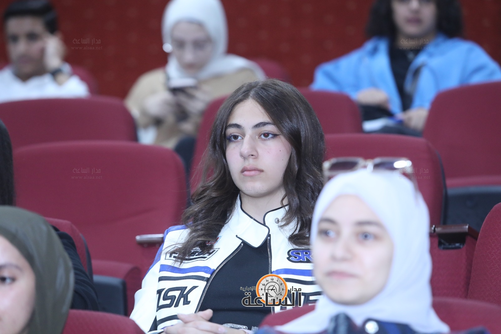 Madar Al-Saa Images 0.42655452776030334