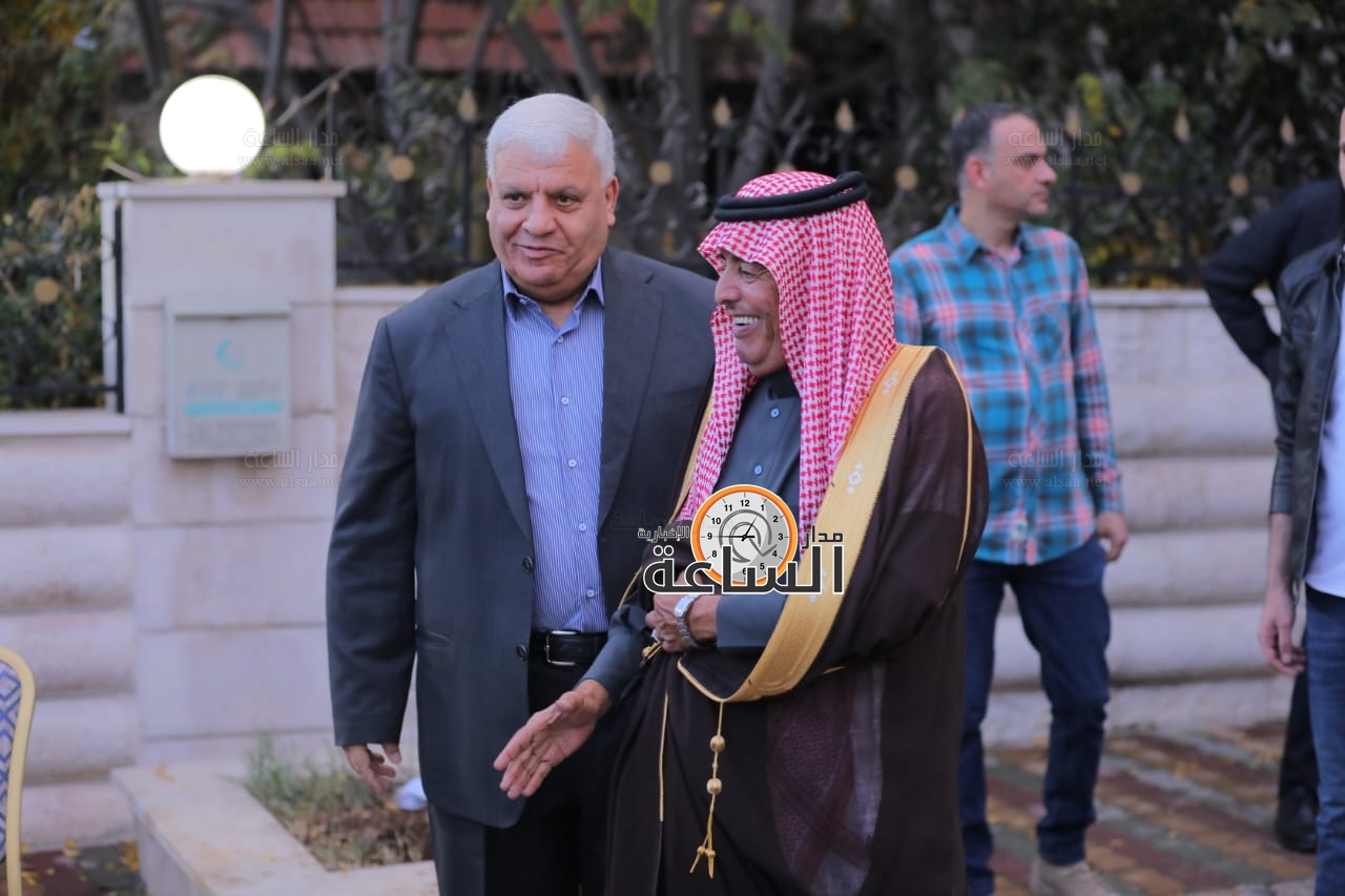 Madar Al-Saa Images 0.43178115718586985