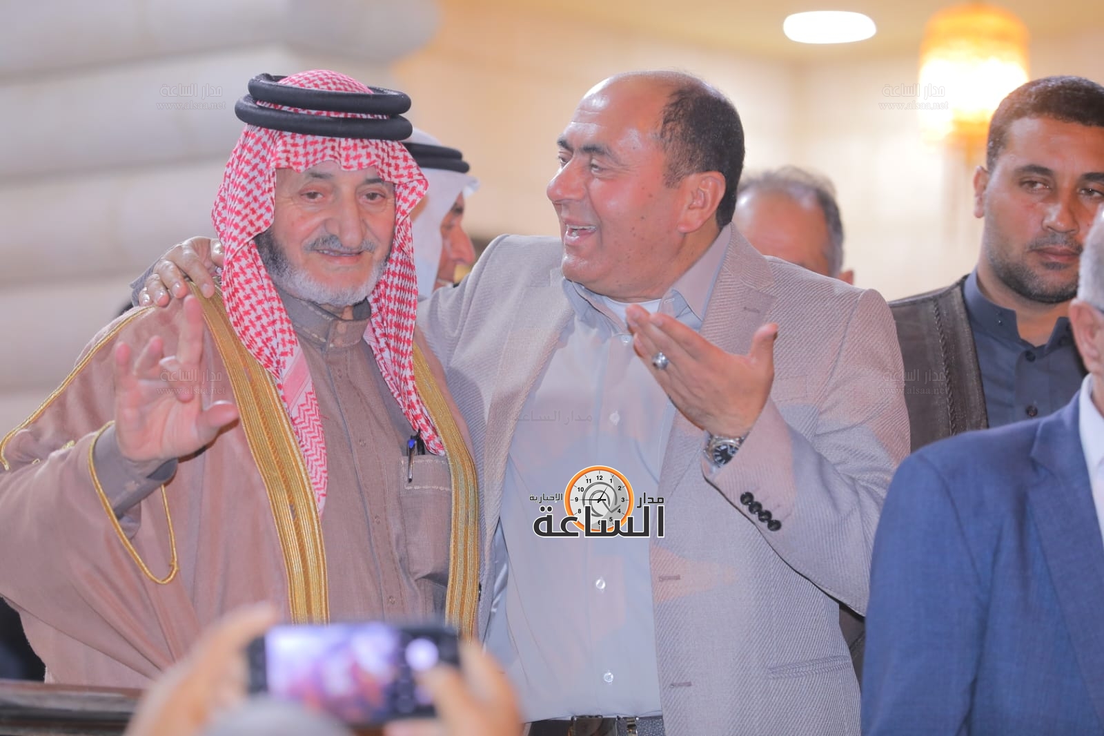 Madar Al-Saa Images 0.082990689562072