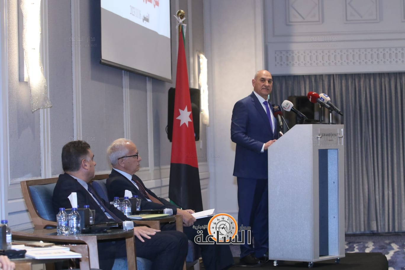 Madar Al-Saa Images 0.4173451578763363