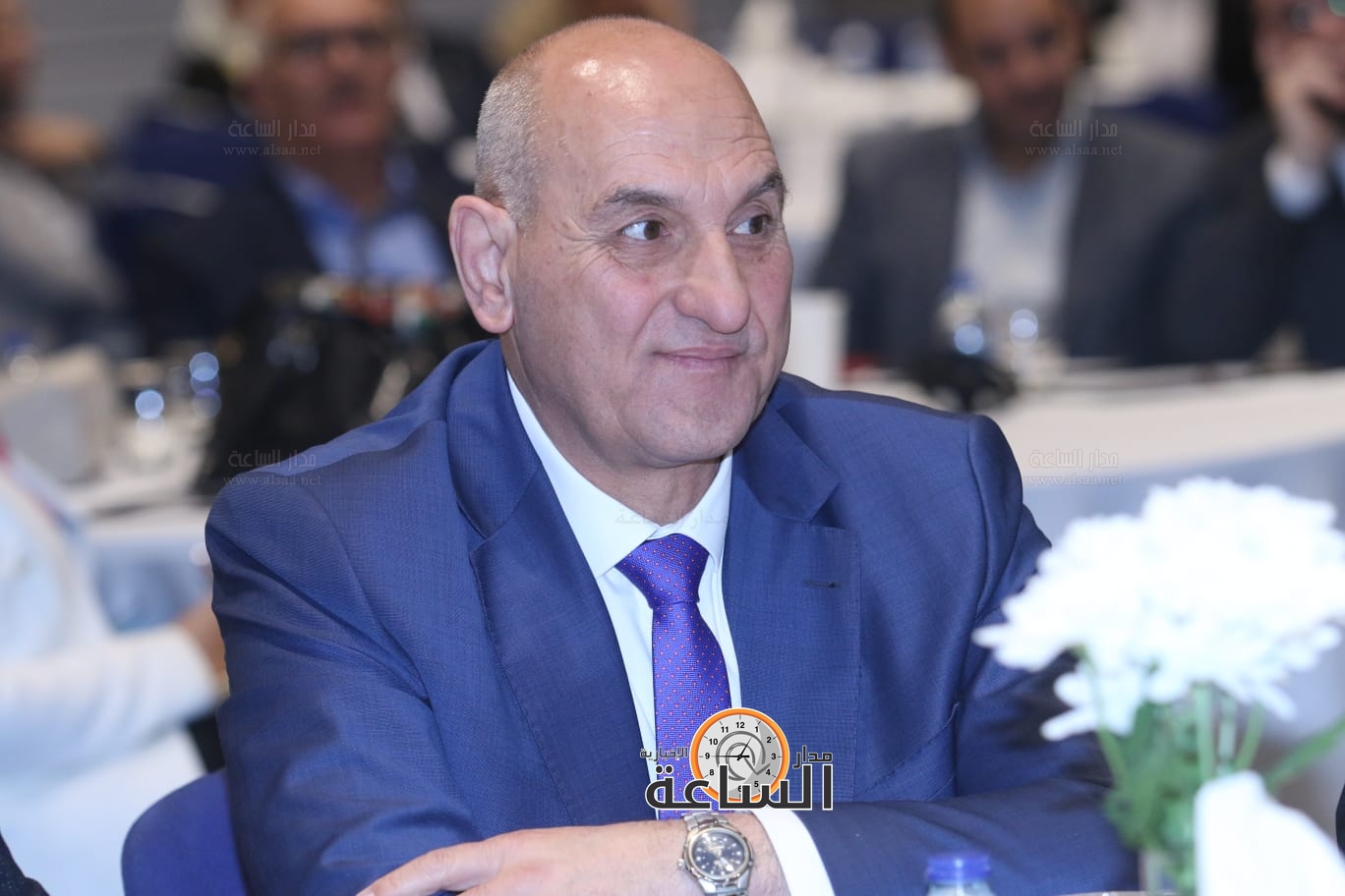 Madar Al-Saa Images 0.12178581066664984