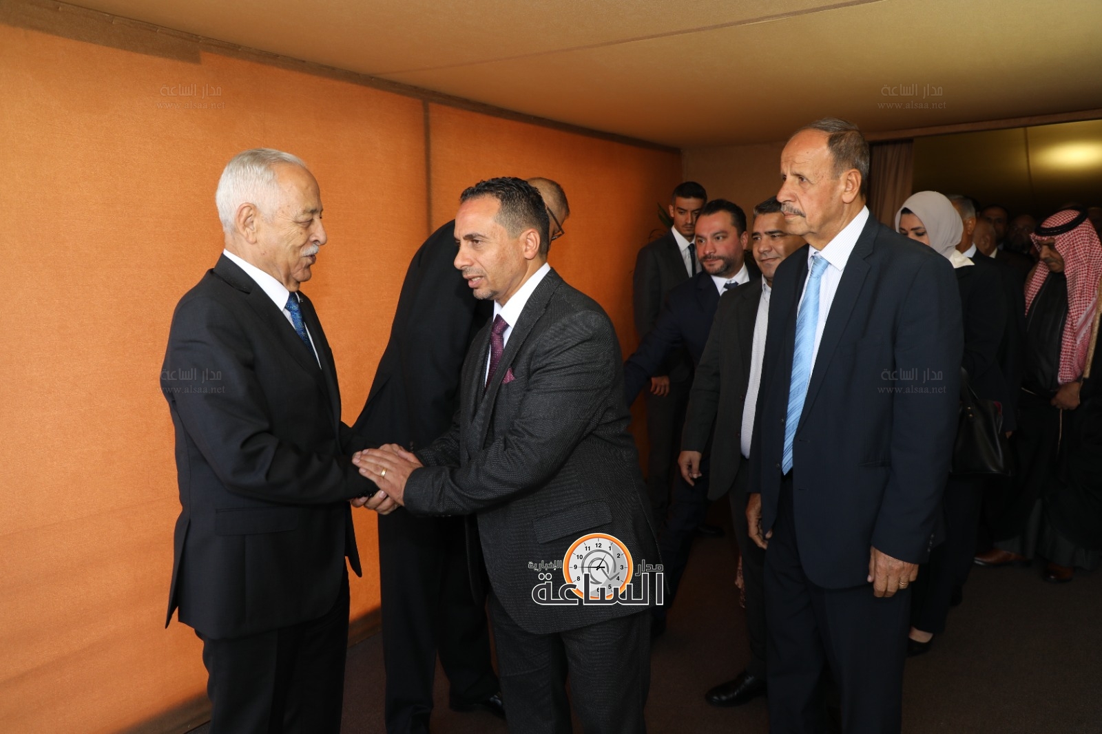 Madar Al-Saa Images 0.7643156345103952