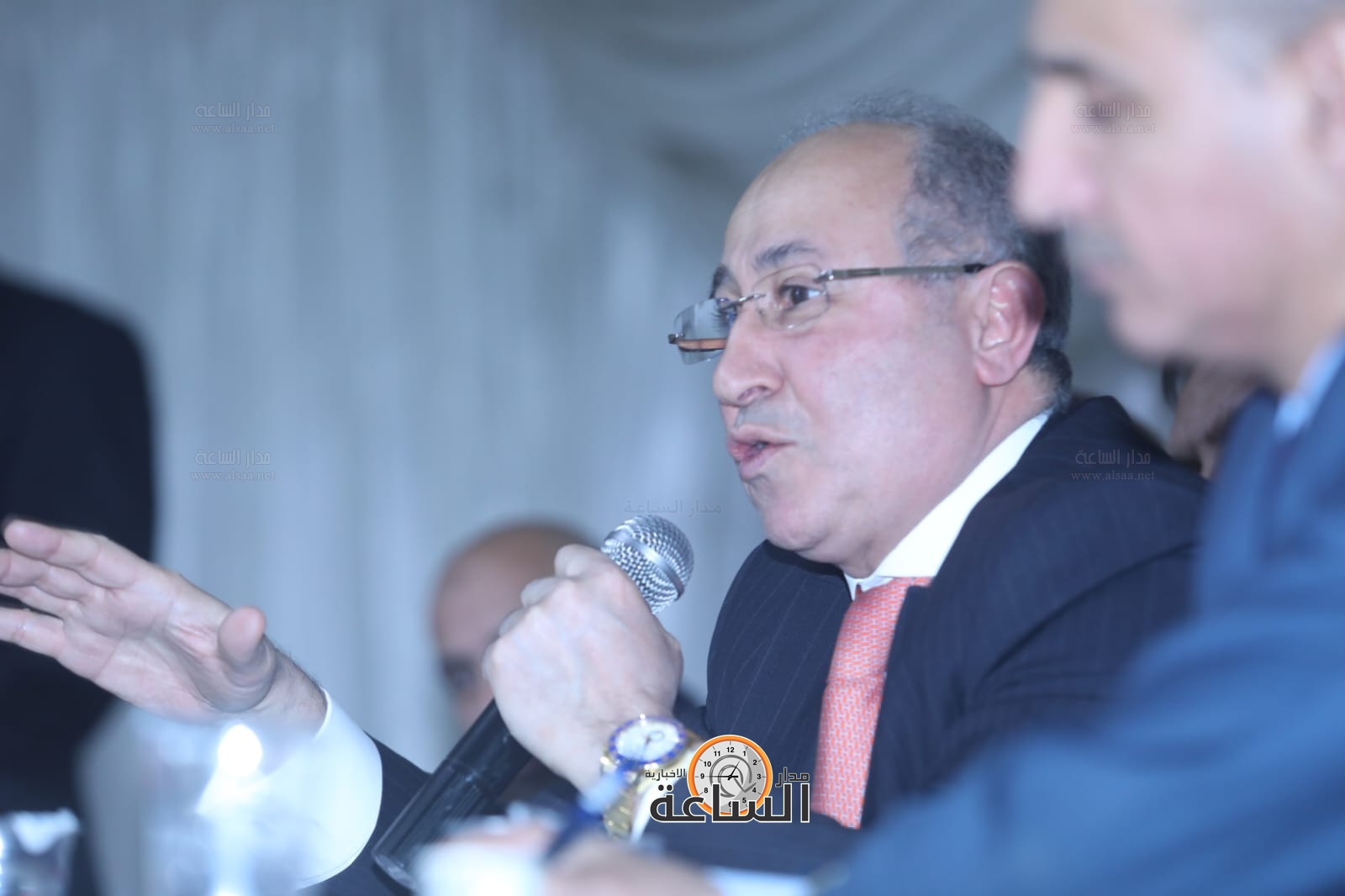 Madar Al-Saa Images 0.8833636213812239