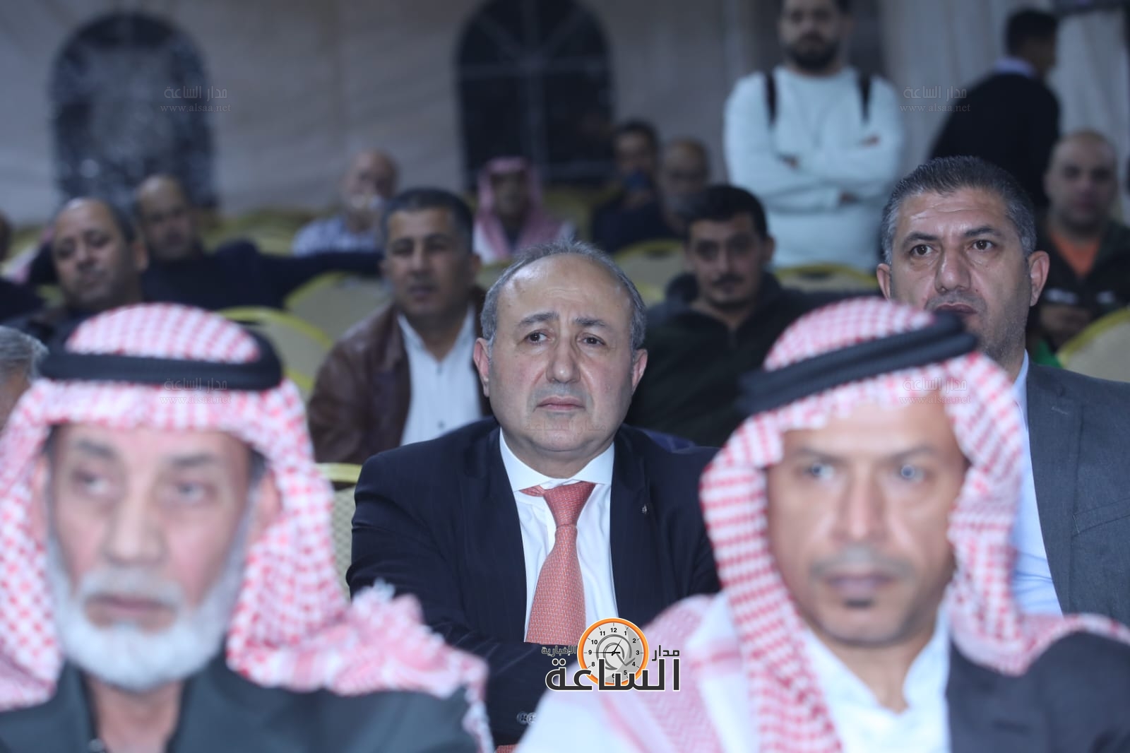 Madar Al-Saa Images 0.15673041088821016