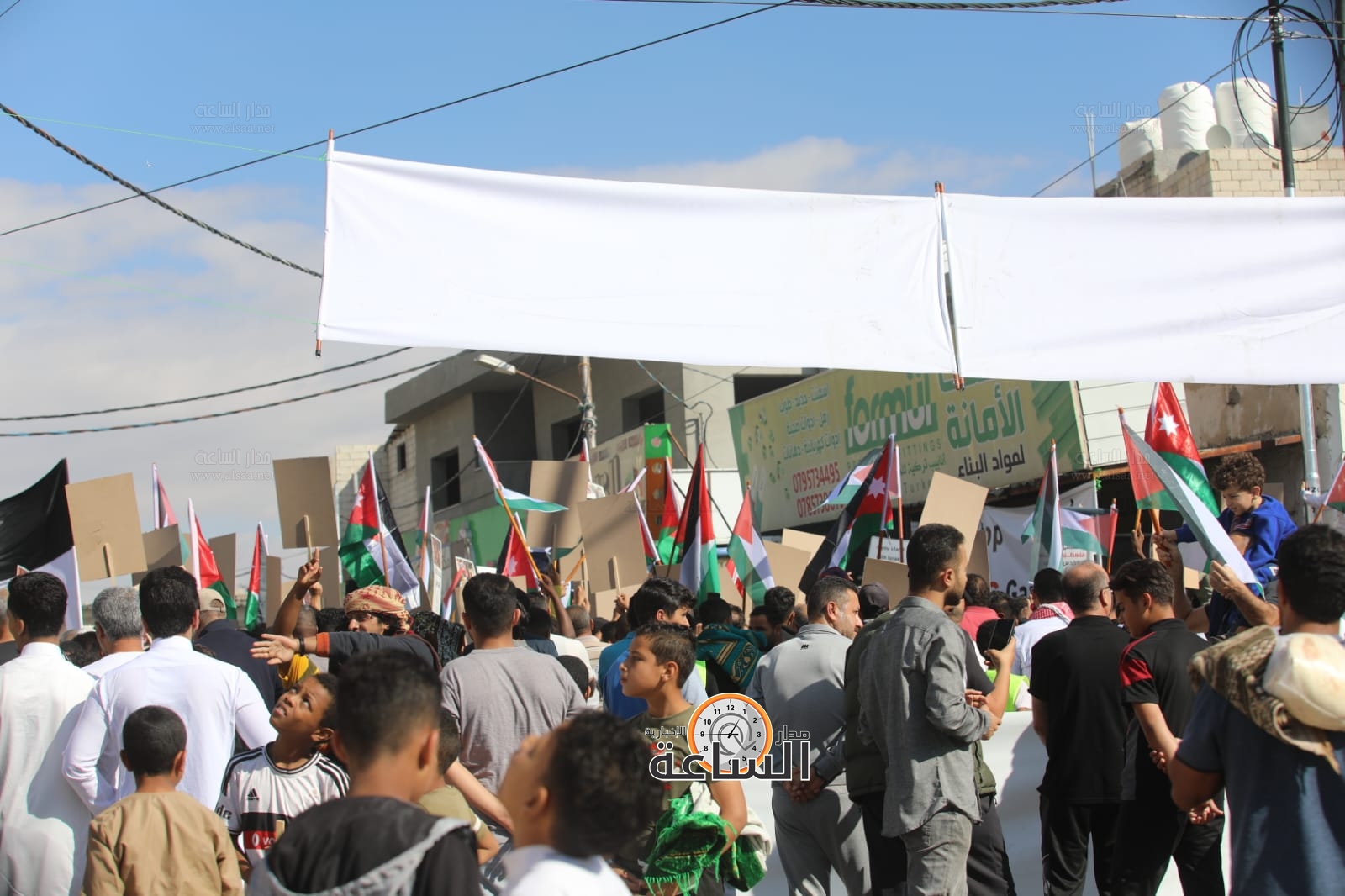 Madar Al-Saa Images 0.5778137407913113