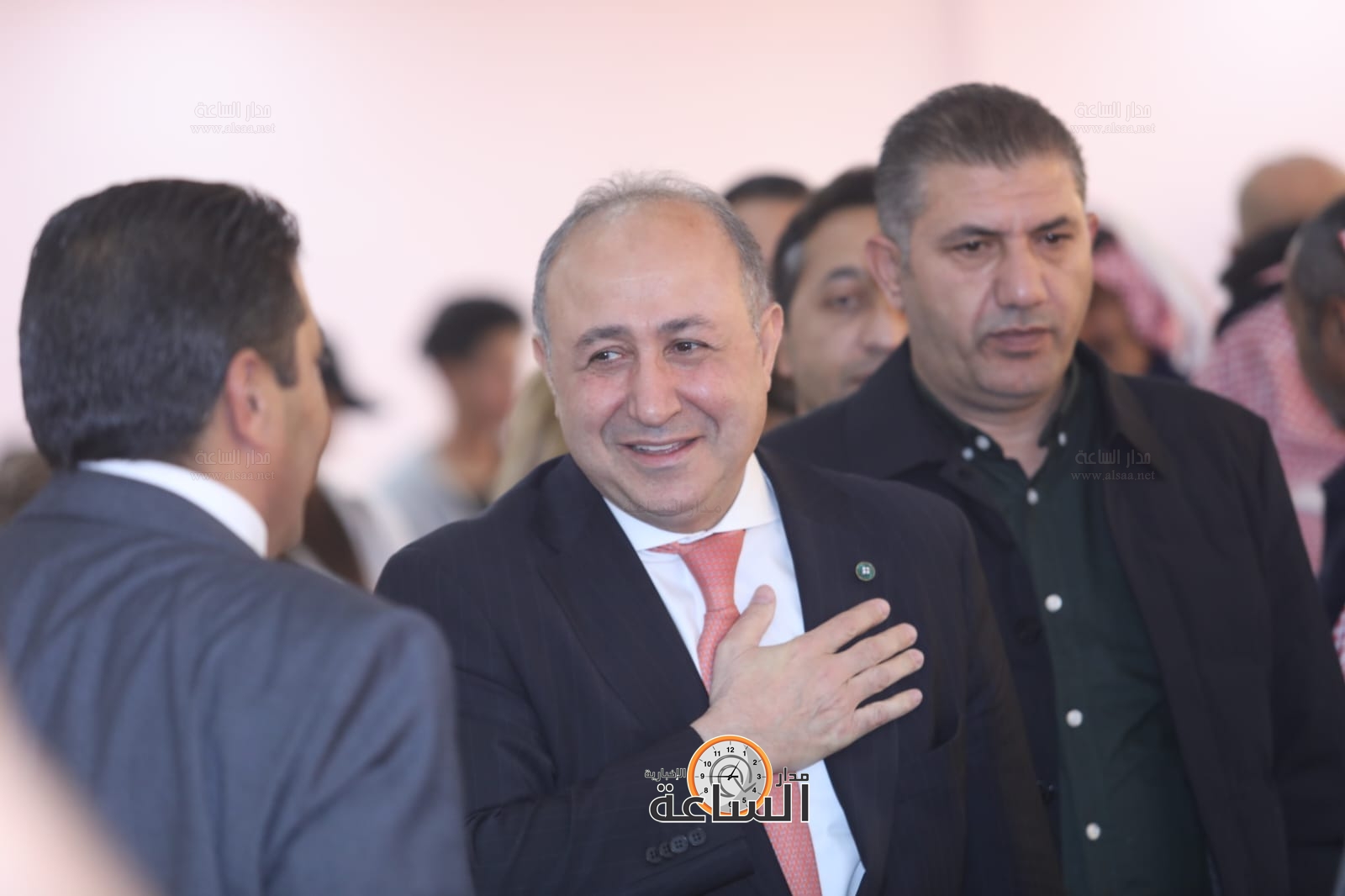 Madar Al-Saa Images 0.0385416787306363