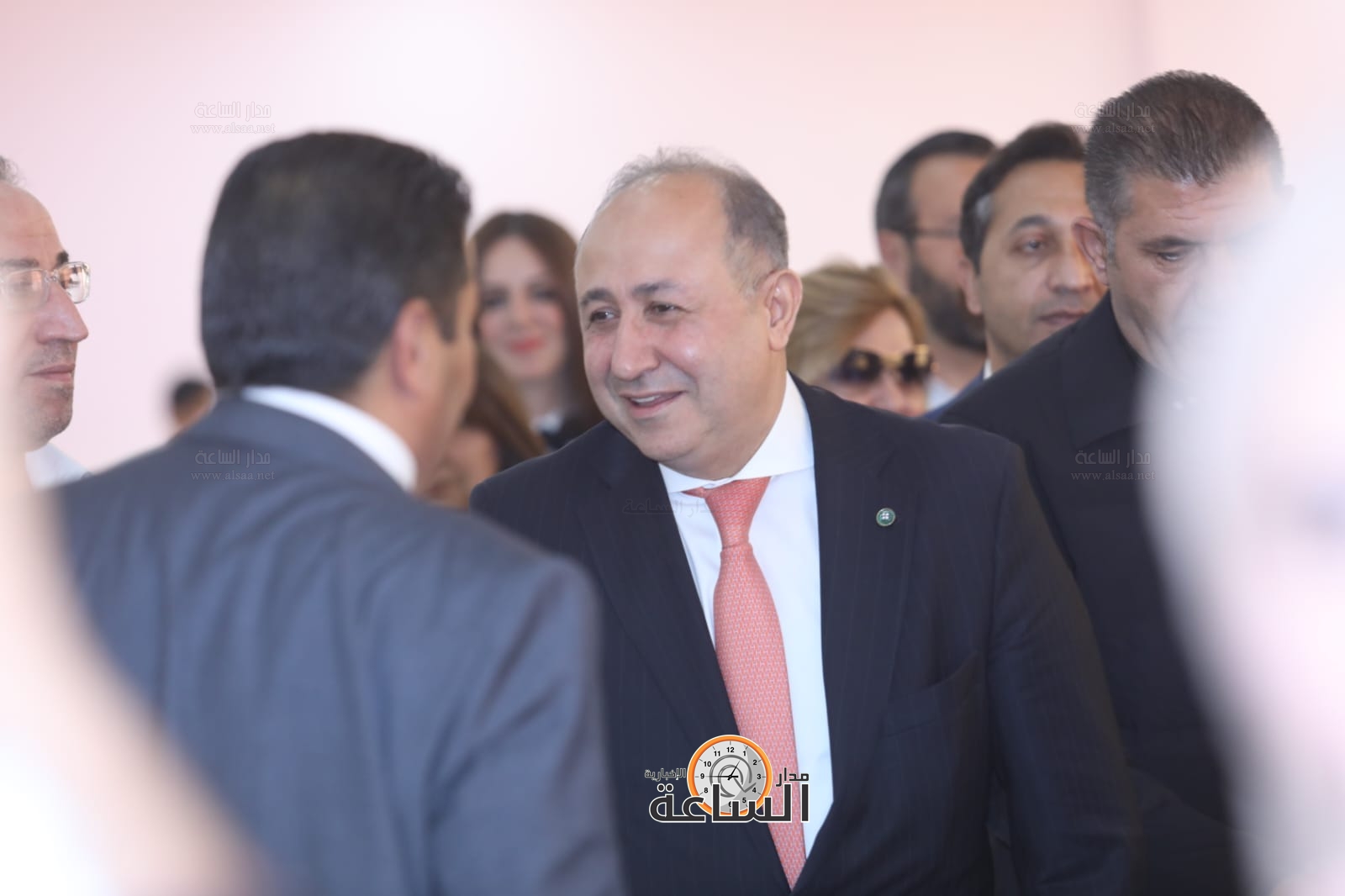 Madar Al-Saa Images 0.8593021126380254