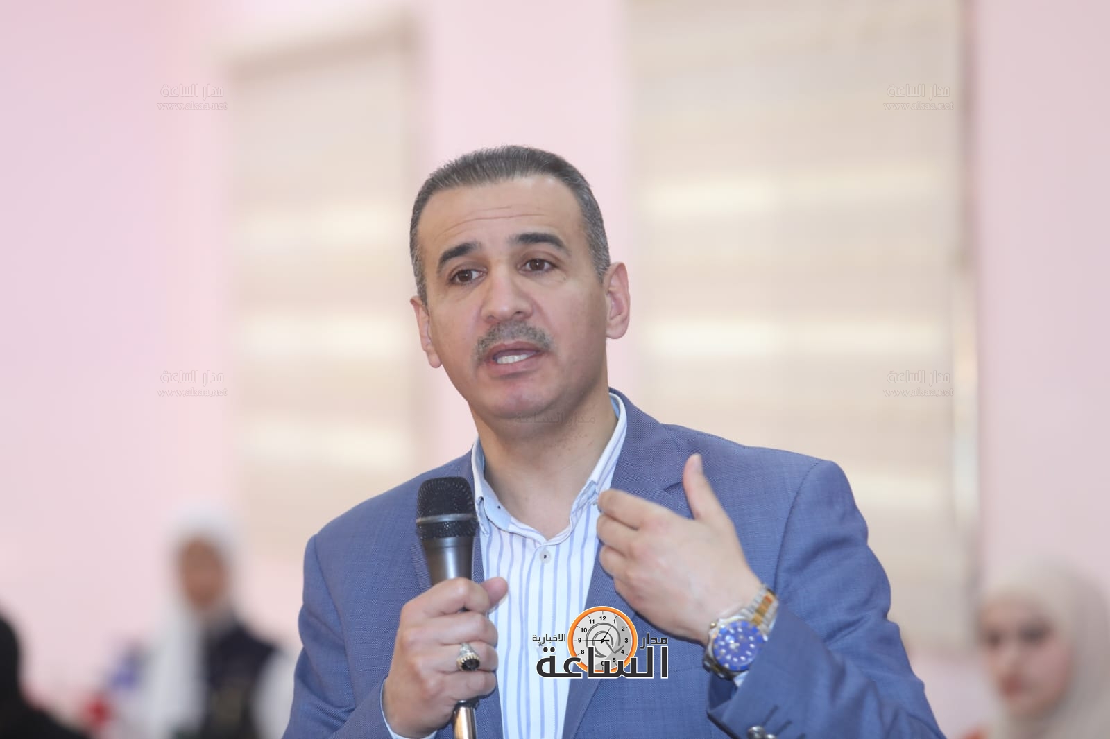 Madar Al-Saa Images 0.7754236067965299