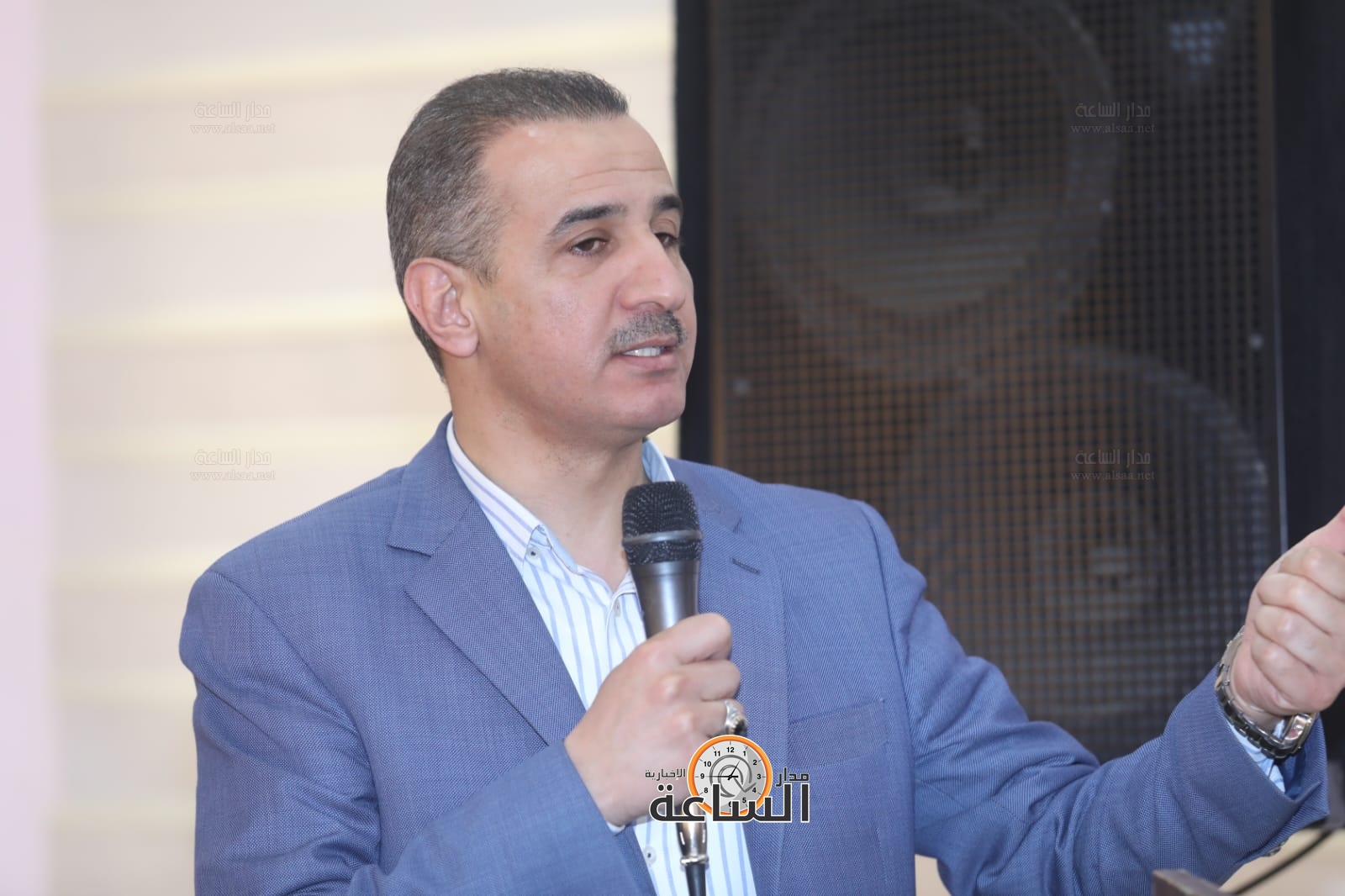 Madar Al-Saa Images 0.38047394922739075