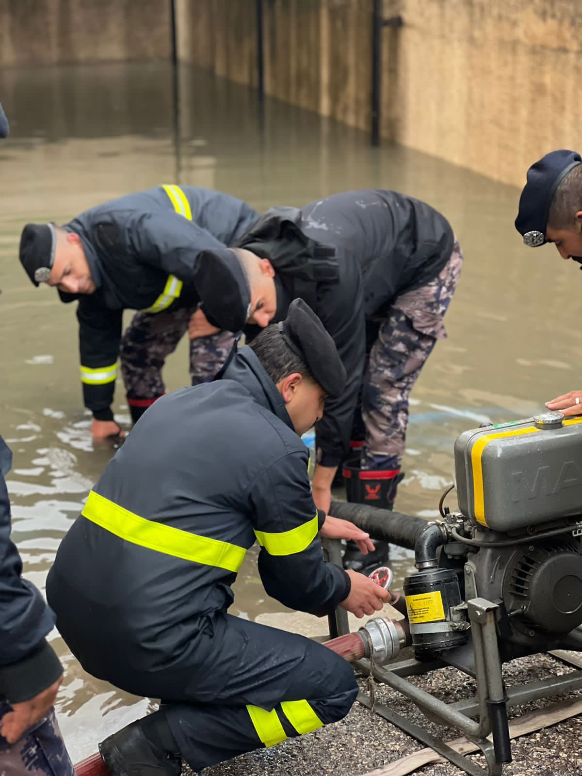 Madar Al-Saa Images 0.9842573766835305