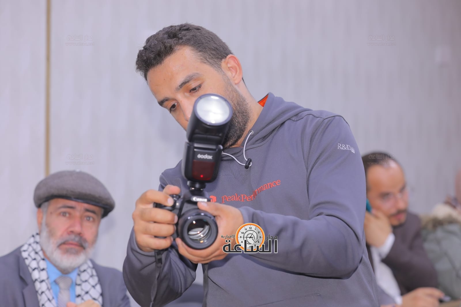 Madar Al-Saa Images 0.6067188825142307