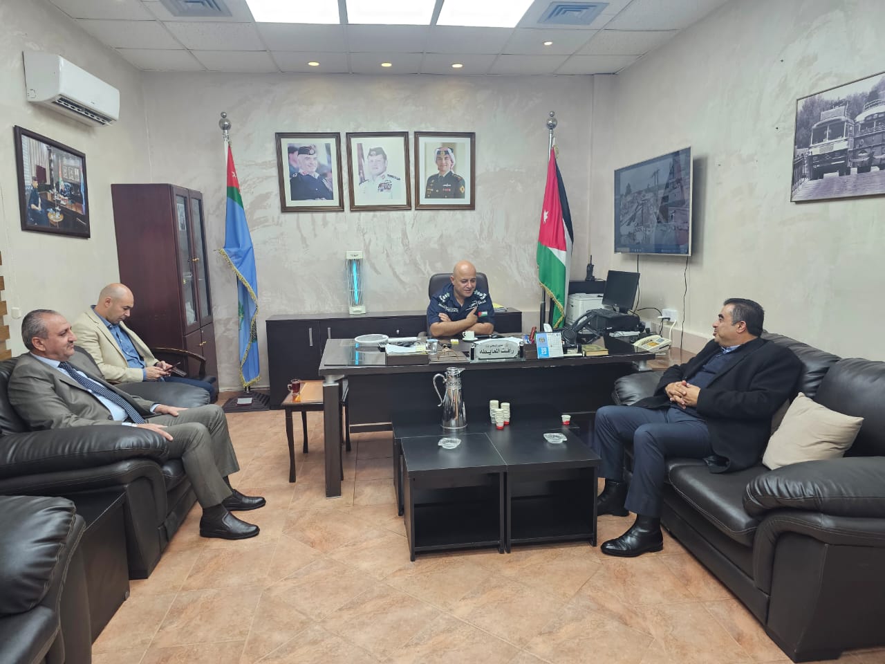 Madar Al-Saa Images 0.03581461555205645