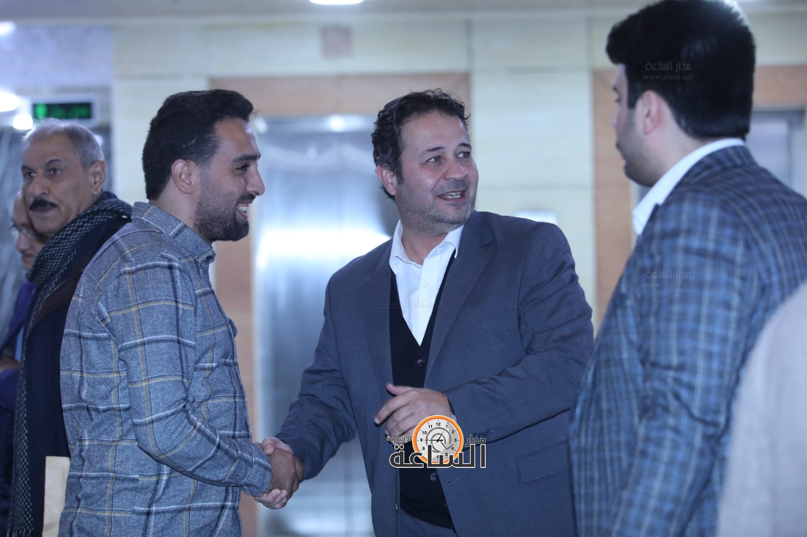 Madar Al-Saa Images 0.0032704791179931636