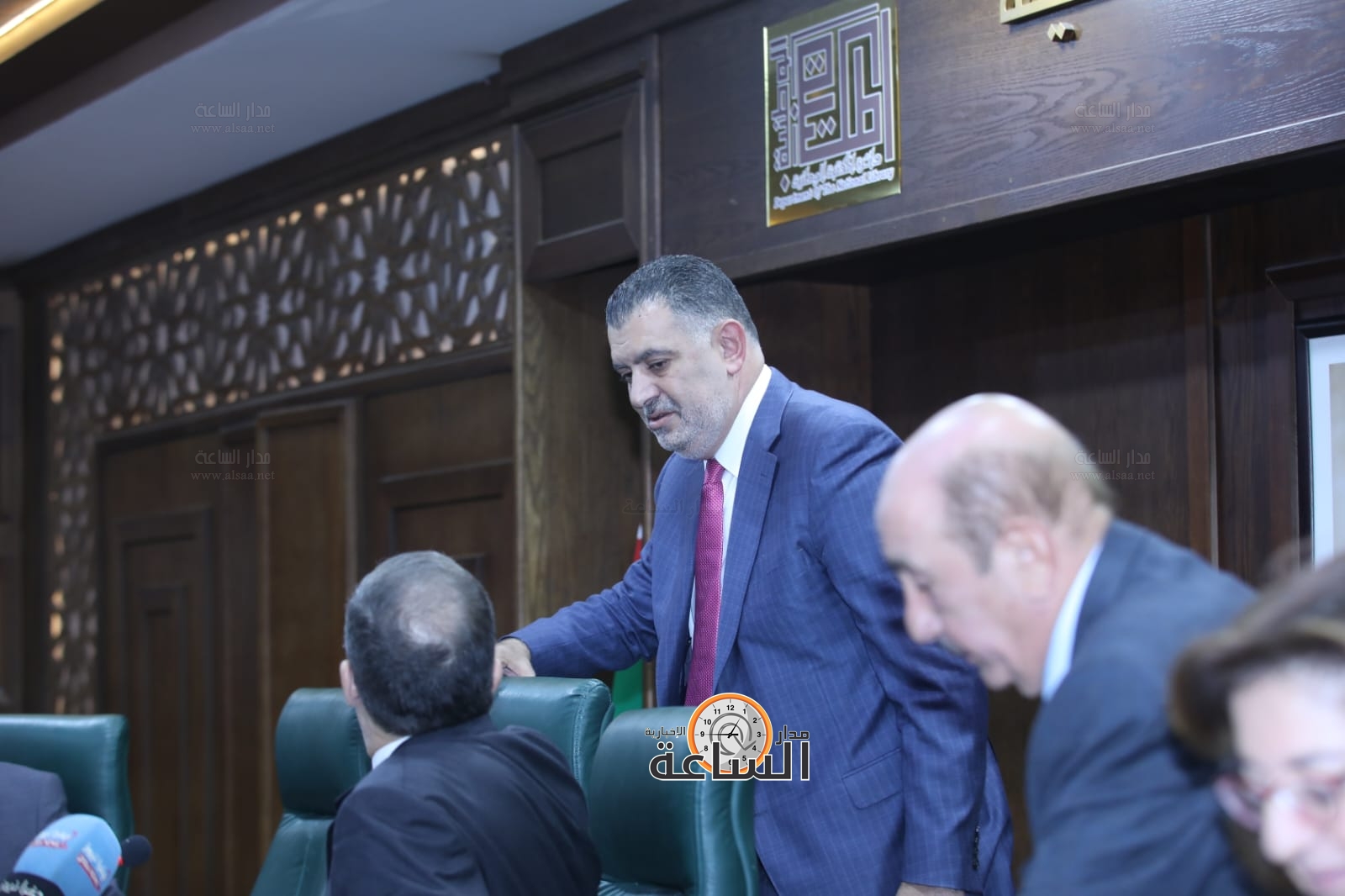 Madar Al-Saa Images 0.9531010764006833