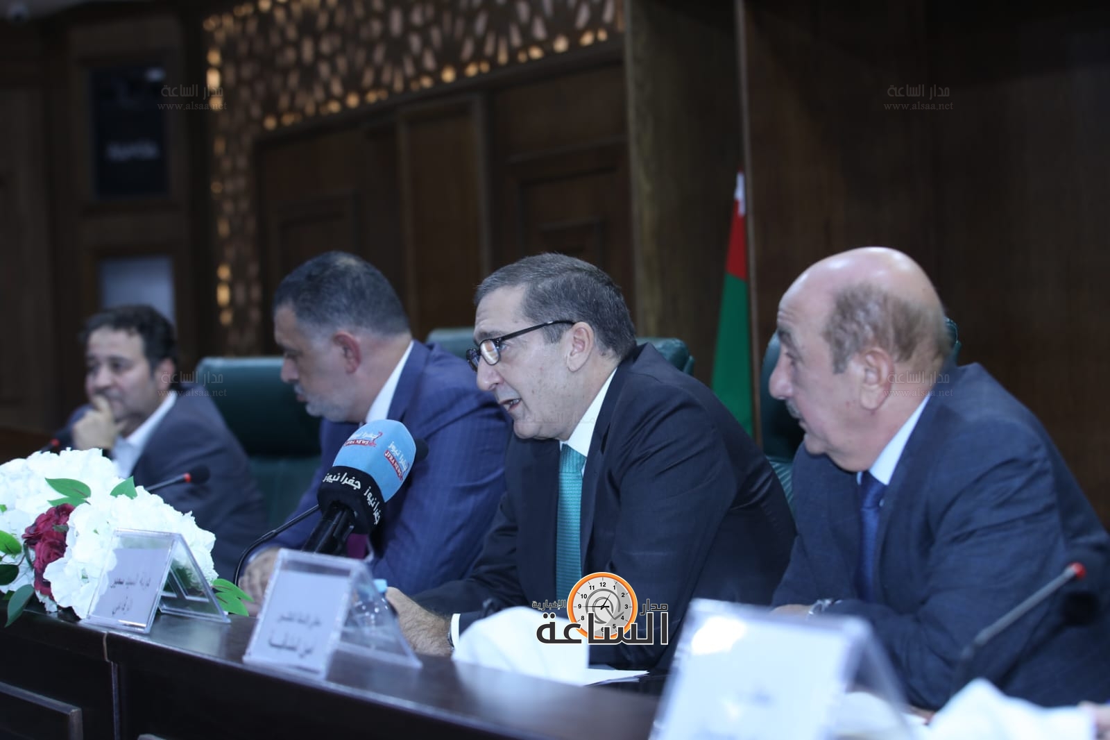 Madar Al-Saa Images 0.5060982748583085