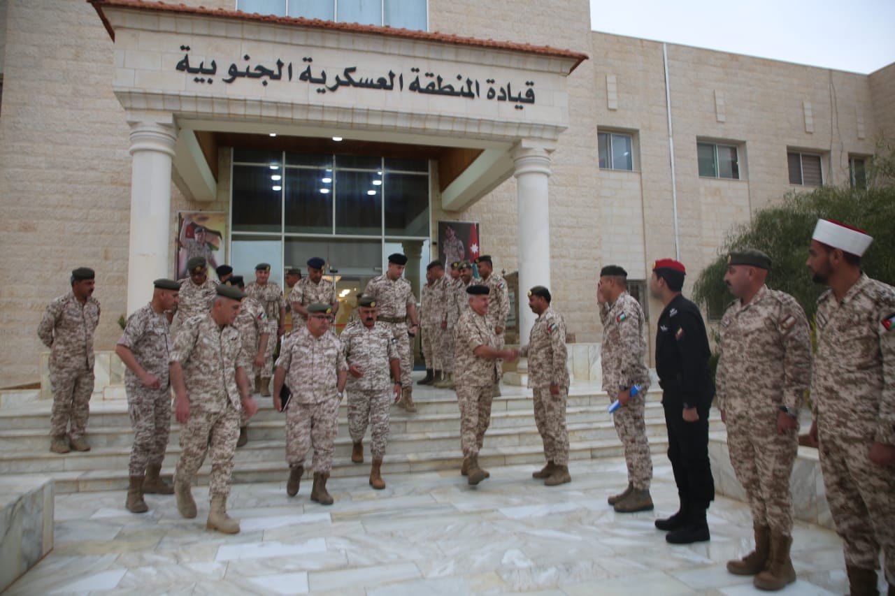 Madar Al-Saa Images 0.015199696283794806